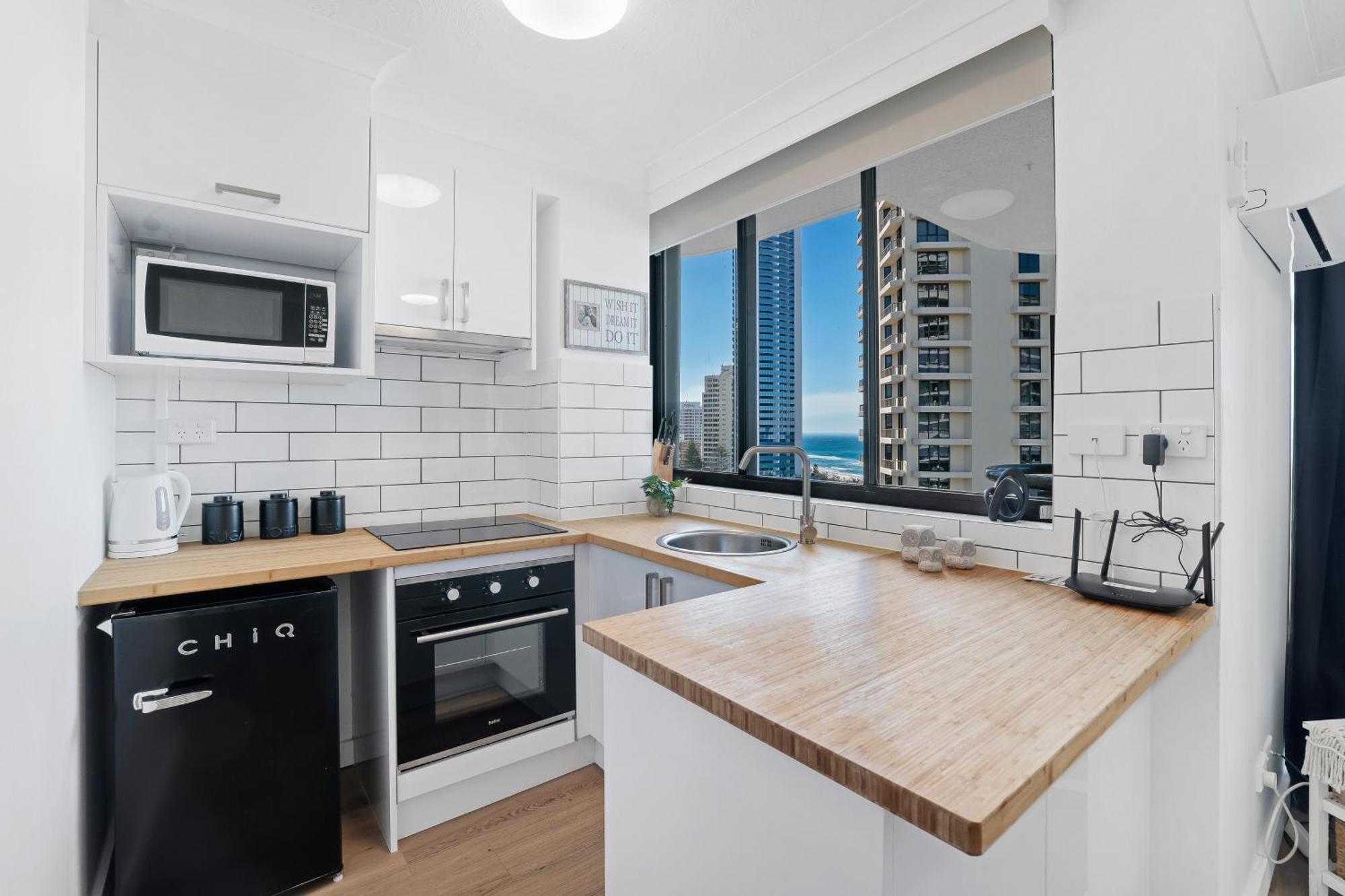 U1 - Relaxing “Seaview'S” From Your Balcony Gold Coast Luaran gambar
